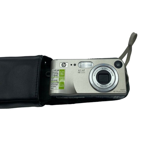 HP Photosmart Digital Camera 4.1 MP 18x Zoom M407 With Black Carrying Case - Picture 1 of 6